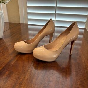 Sergio Zelcer Cream High Heels with Platform Sole